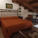 Organic Farm كاستيلوزو
